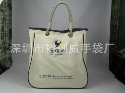 深圳龙岗工厂 专注生产高品质24安帆布包，引领时尚休闲女包潮流